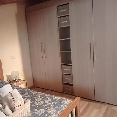 Mansarda Con Terrazzo Arredato * קאסרטה